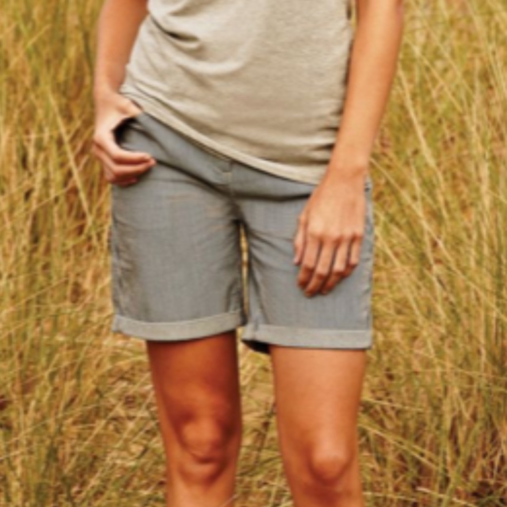 Barbour High-Rise Seafarer Shorts Navy stripe NWT